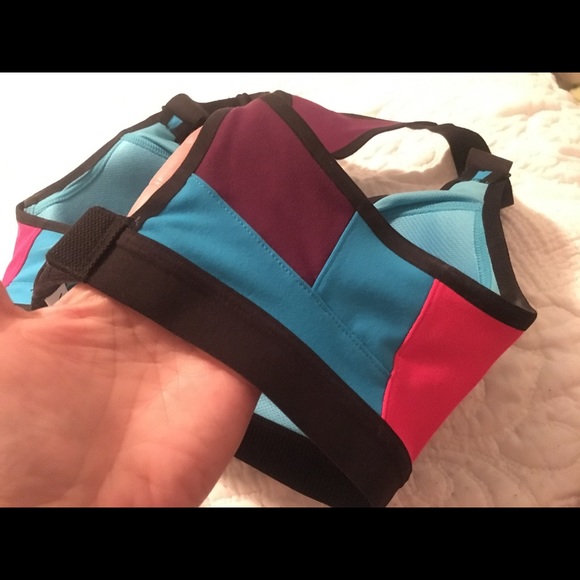 Victoria spot bra - Picture 2 of 5